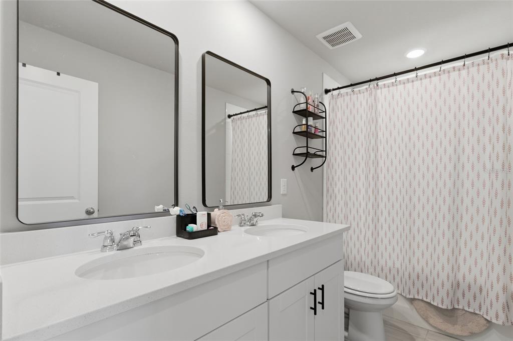 7004 Feather River Place Parrish, FL 34219 - Photo 22 of 31