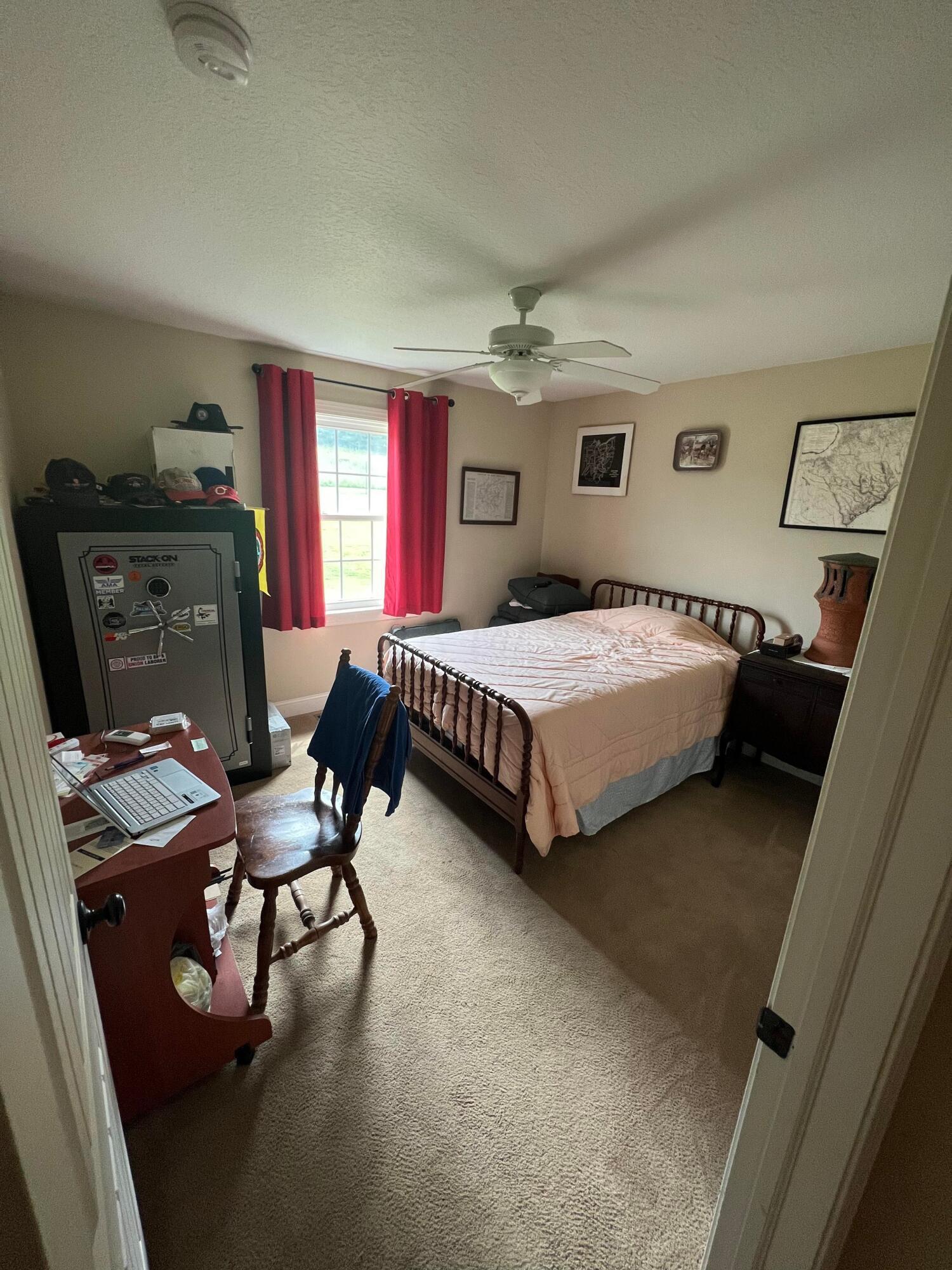 100 Porter Road Bidwell, OH 45614 - Photo 7 of 16 100 Porter Bed 1