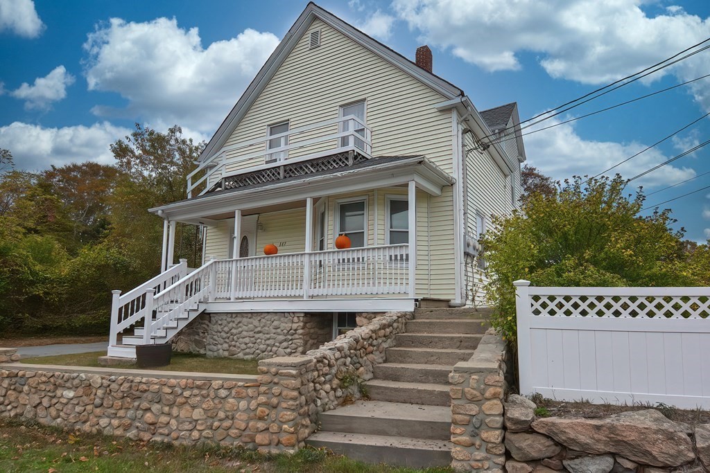 147 Sconticut Neck Road Fairhaven, MA 02719 - Photo 1 of 37 Gallery Image 1