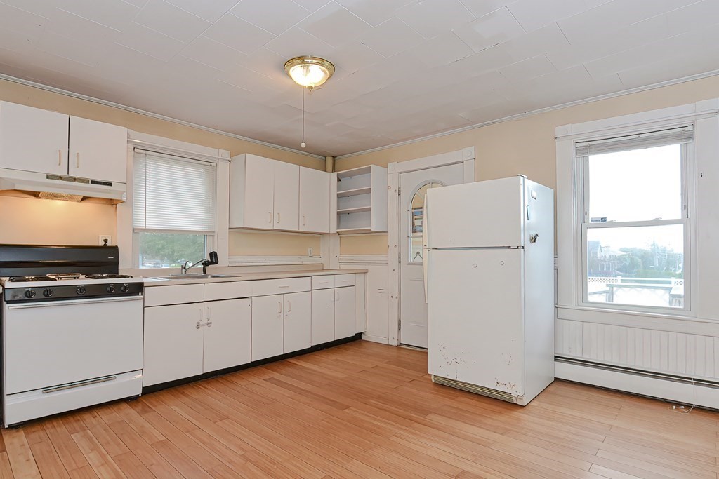 147 Sconticut Neck Road Fairhaven, MA 02719 - Photo 20 of 37 Gallery Image 20