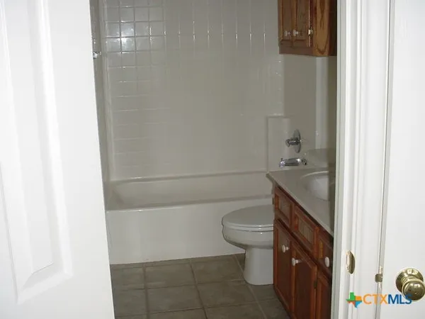 $1,295 | 111 Monterrey Drive, Unit A, Victoria, TX 77904