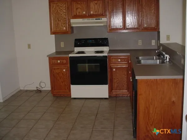 $1,295 | 111 Monterrey Drive, Unit A, Victoria, TX 77904