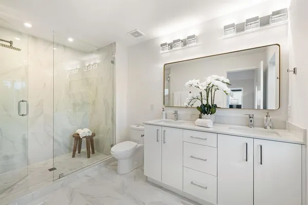 $799,000 | 824 McBroom Street, Dallas, TX 75212