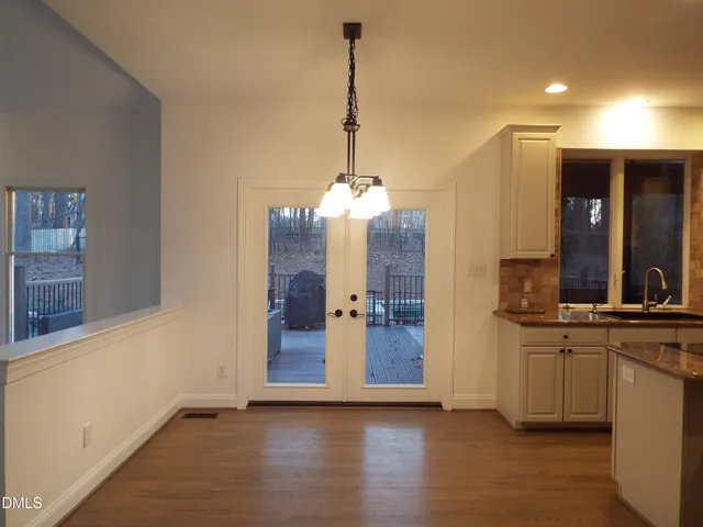 a close view of washer and dryer