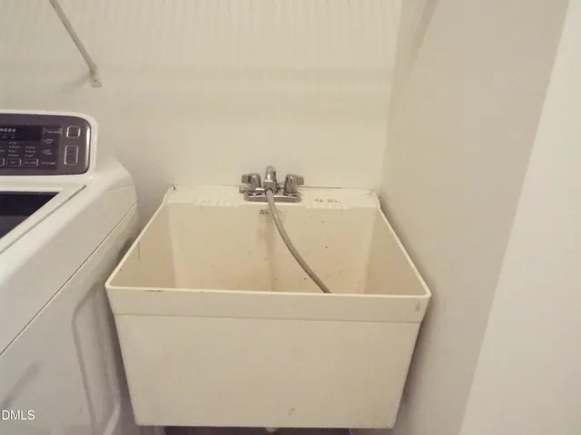 $975,000 | 203 Ticonderoga Road, Cary, NC 27519