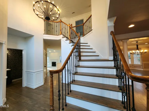 $959,000 | 203 Ticonderoga Road, Cary, NC 27519