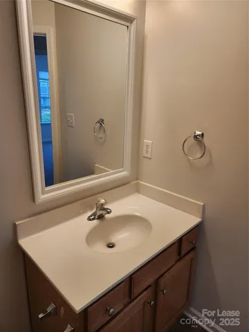 $1,895 | 15258 Crossing Gate Drive, Cornelius, NC 28031