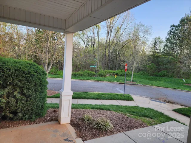 $1,895 | 15258 Crossing Gate Drive, Cornelius, NC 28031