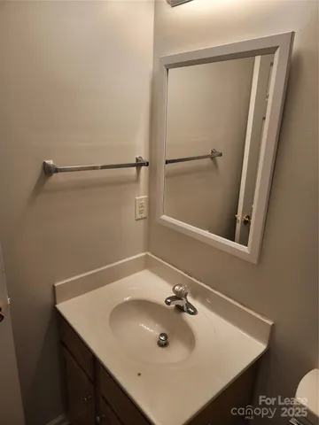 $1,895 | 15258 Crossing Gate Drive, Cornelius, NC 28031