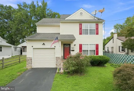 $395,000 | 4009 Oak Street, Wilmington, DE 19808
