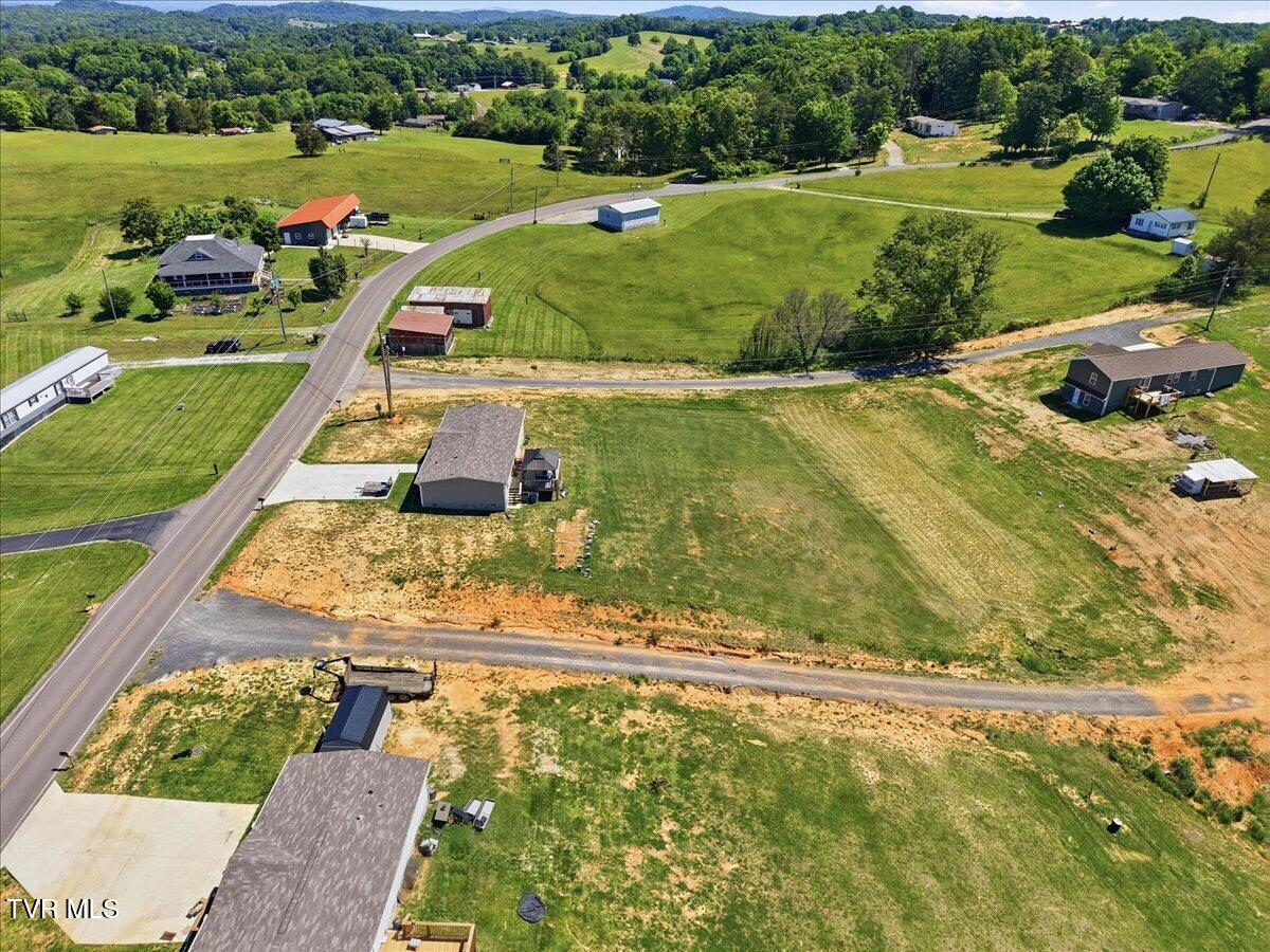 1273 Greenbriar Road Talbott, TN 37877 - Photo 6 of 28 10-1273_Greenbriar_Rd_004