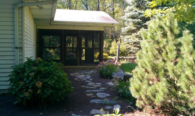 1564 Broad Road Wind Gap, PA 18091 - Photo 12 of 17