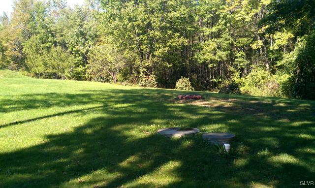 1564 Broad Road Wind Gap, PA 18091 - Photo 14 of 17