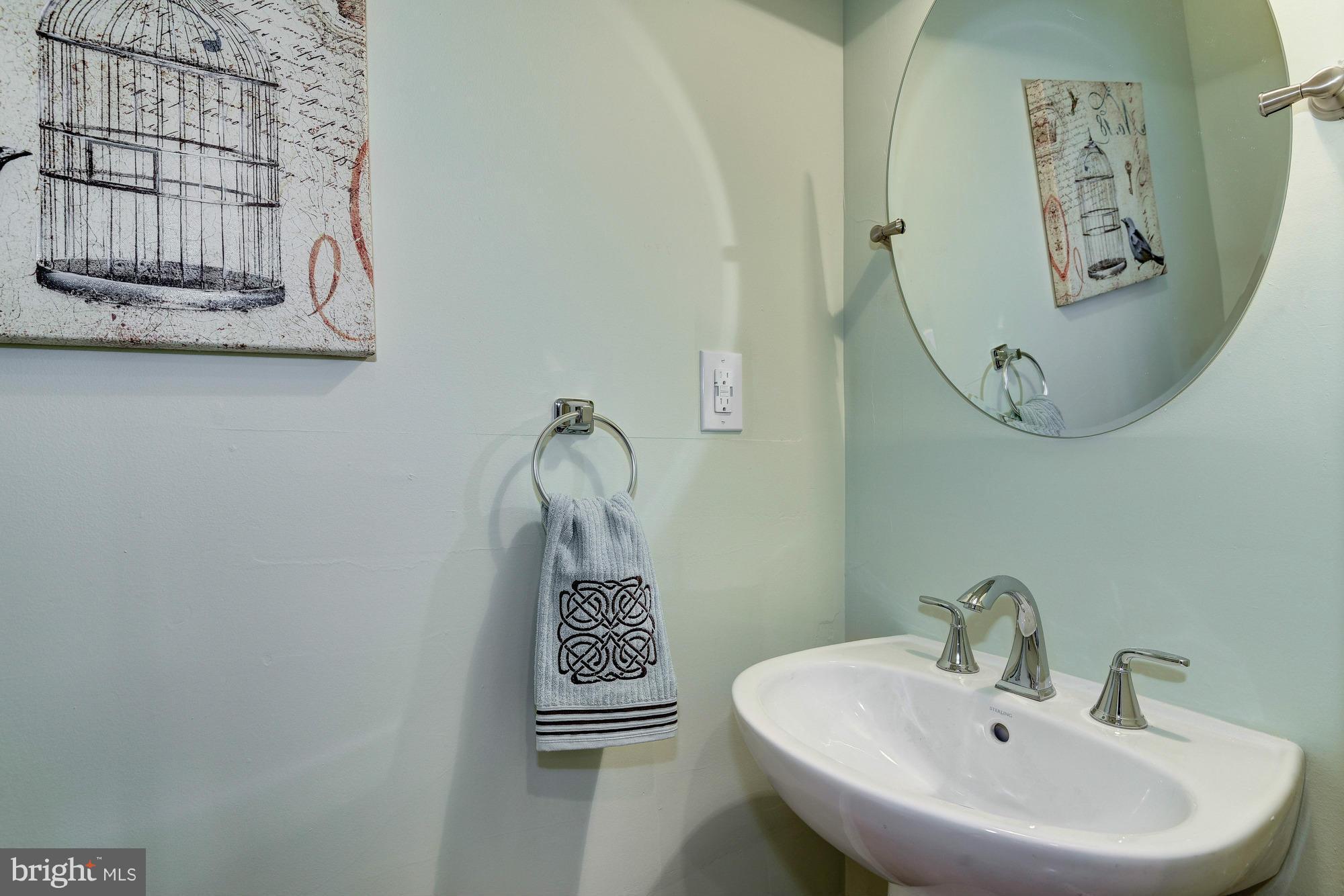 628 Madison Street Northwest Washington, DC 20011 - Photo 14 of 21 Bath