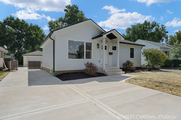 $694,900 | 543 South Chase Avenue, Lombard, IL 60148