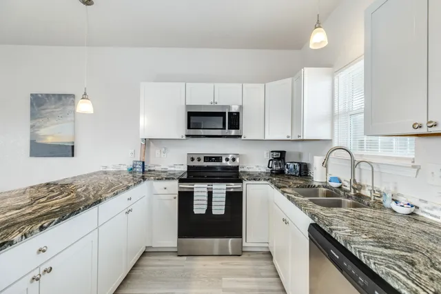 $459,000 | 116 Howard Avenue, Unit G, Surfside Beach, TX 77541