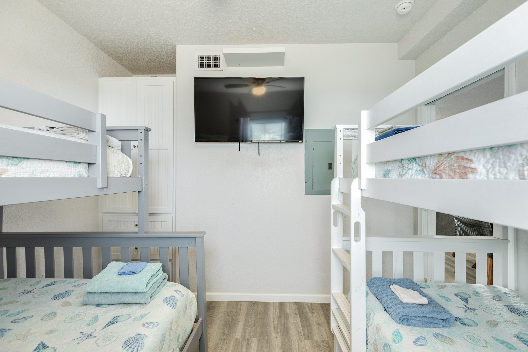 116 Howard Avenue, Unit G Surfside Beach, TX 77541 - Photo 18 of 31