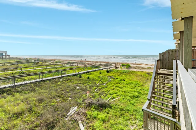 $459,000 | 116 Howard Avenue, Unit G, Surfside Beach, TX 77541