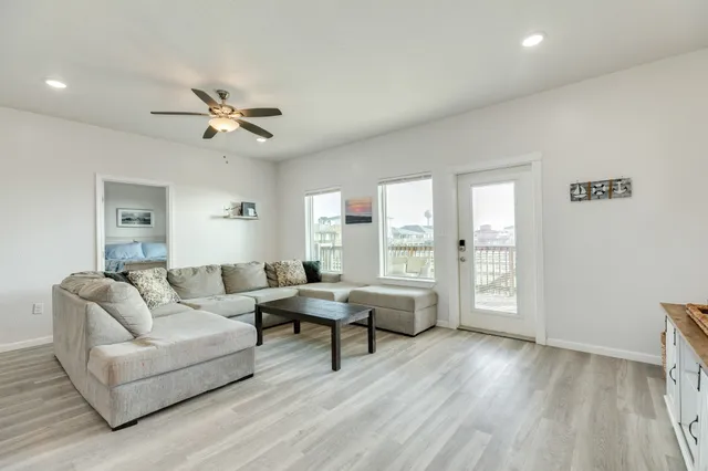 $459,000 | 116 Howard Avenue, Unit G, Surfside Beach, TX 77541