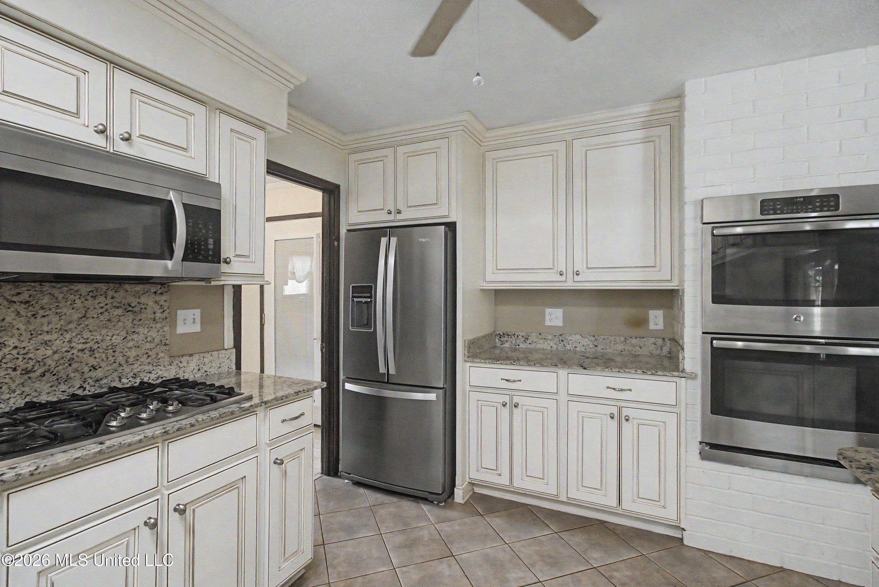 2186 Atkinson Road Biloxi, MS 39531 - Photo 6 of 29 06_52126 Atkinson
