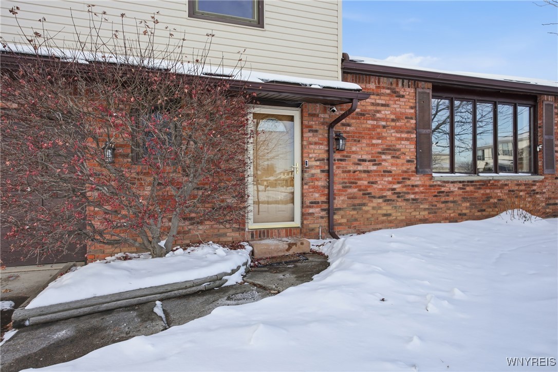 56 Deerchase Road West Seneca, NY 14224 - Photo 3 of 49