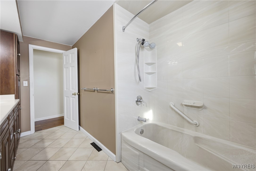 56 Deerchase Road West Seneca, NY 14224 - Photo 34 of 49