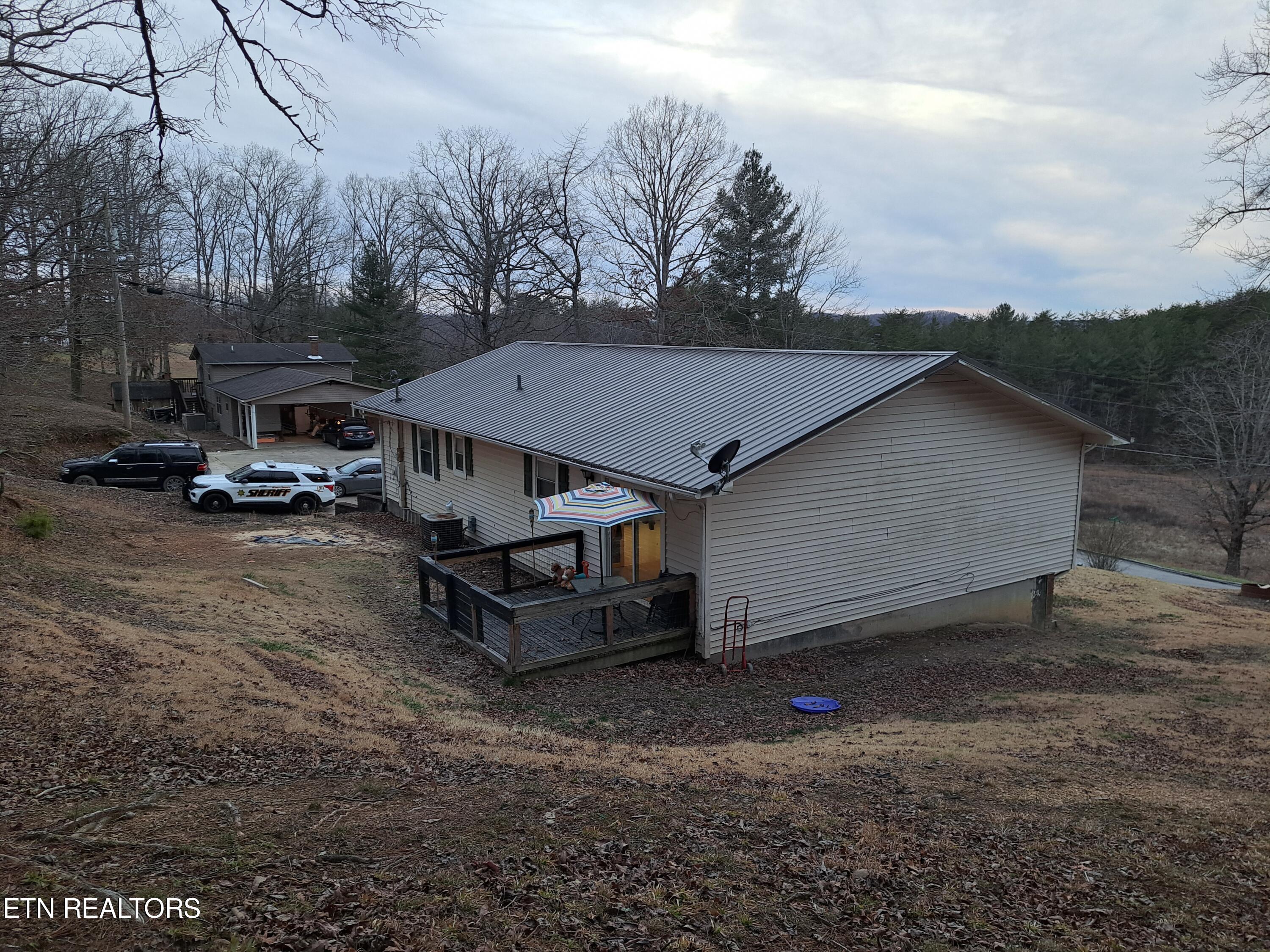 502 Municipal Drive Oneida, TN 37841 - Photo 39 of 42 20240204_175808