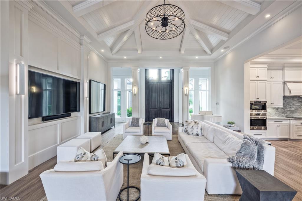 3120 Crayton Road Naples, FL 34103 - Photo 5 of 41 Gallery Image 5