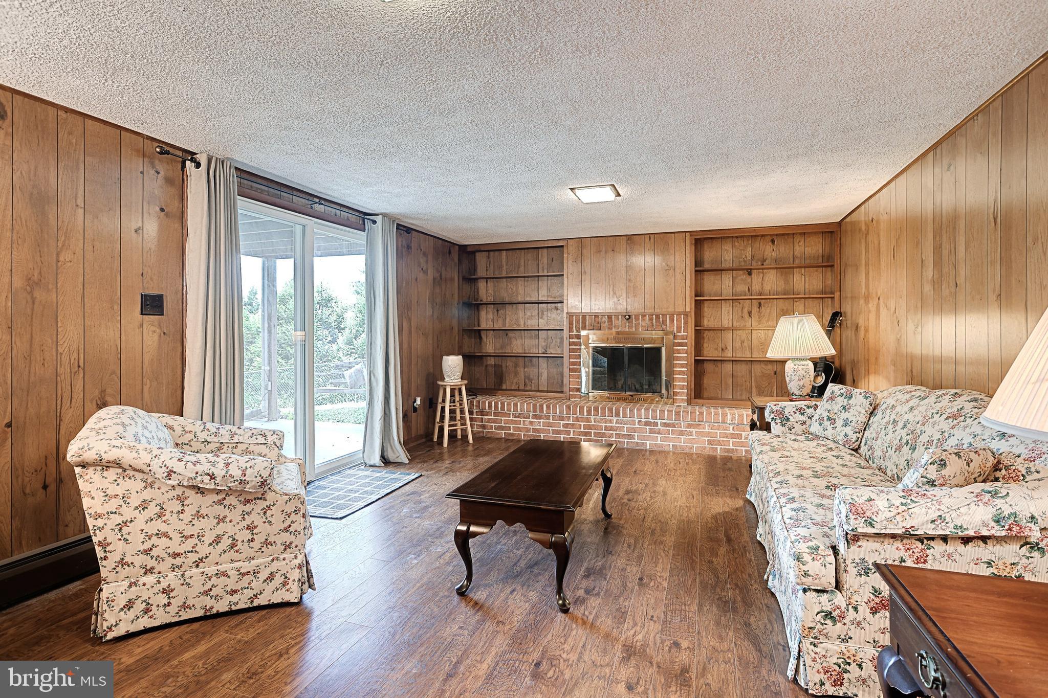 448 Pinehurst Road York, PA 17402 - Photo 21 of 37 Family Room
