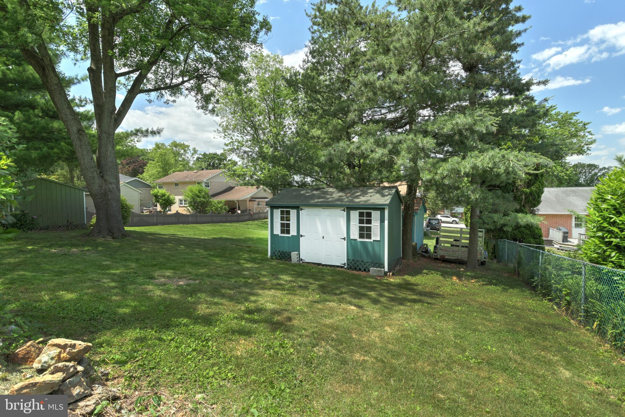 448 Pinehurst Road York, PA 17402 - Photo 31 of 37 Gallery Image 31