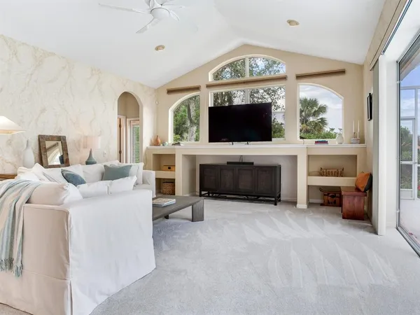 $675,000 | 10228 Estuary Drive, Tampa, FL 33647