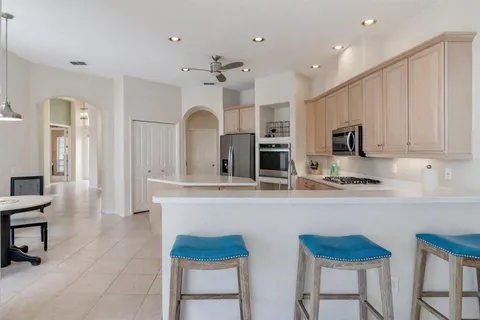 $675,000 | 10228 Estuary Drive, Tampa, FL 33647