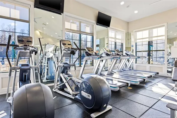 $675,000 | 10228 Estuary Drive, Tampa, FL 33647