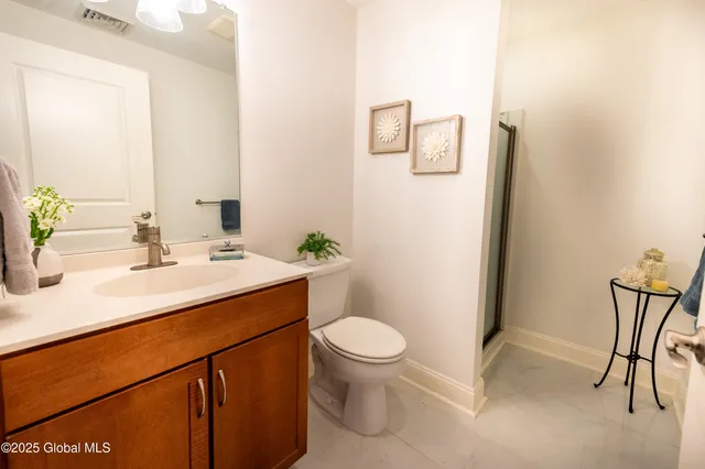 $3,195 | 65 3rd Street, Unit 402, Troy, NY 12180