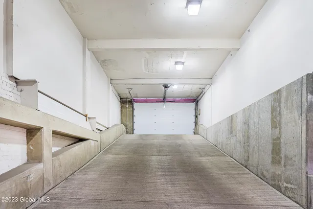 $3,195 | 65 3rd Street, Unit 402, Troy, NY 12180