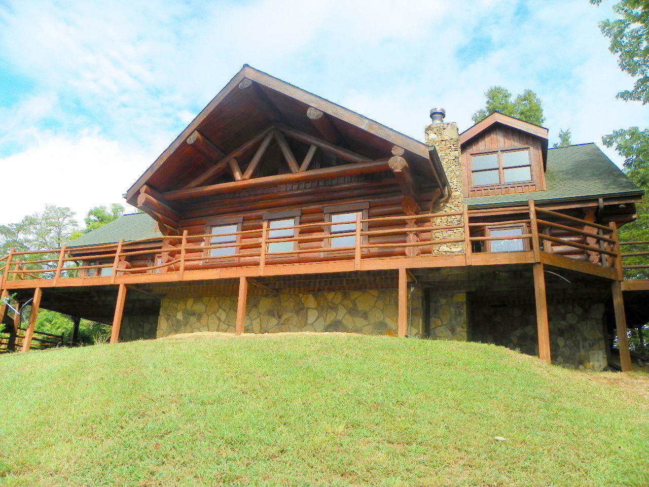 340 Lane Hollow Road Sevierville, TN 37876 - Photo 1 of 36 102_1750