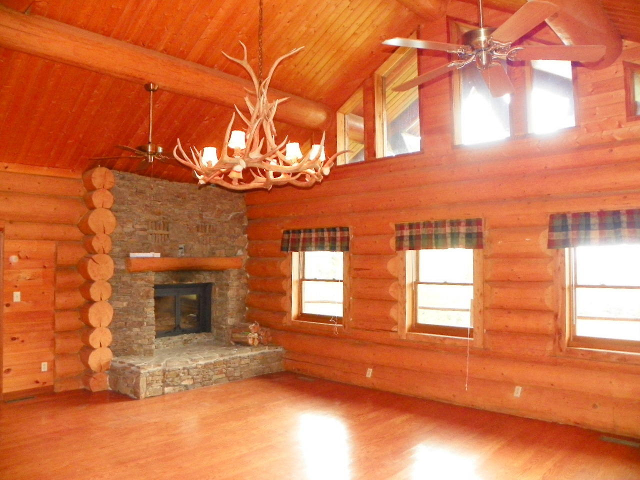 340 Lane Hollow Road Sevierville, TN 37876 - Photo 2 of 36 102_1644