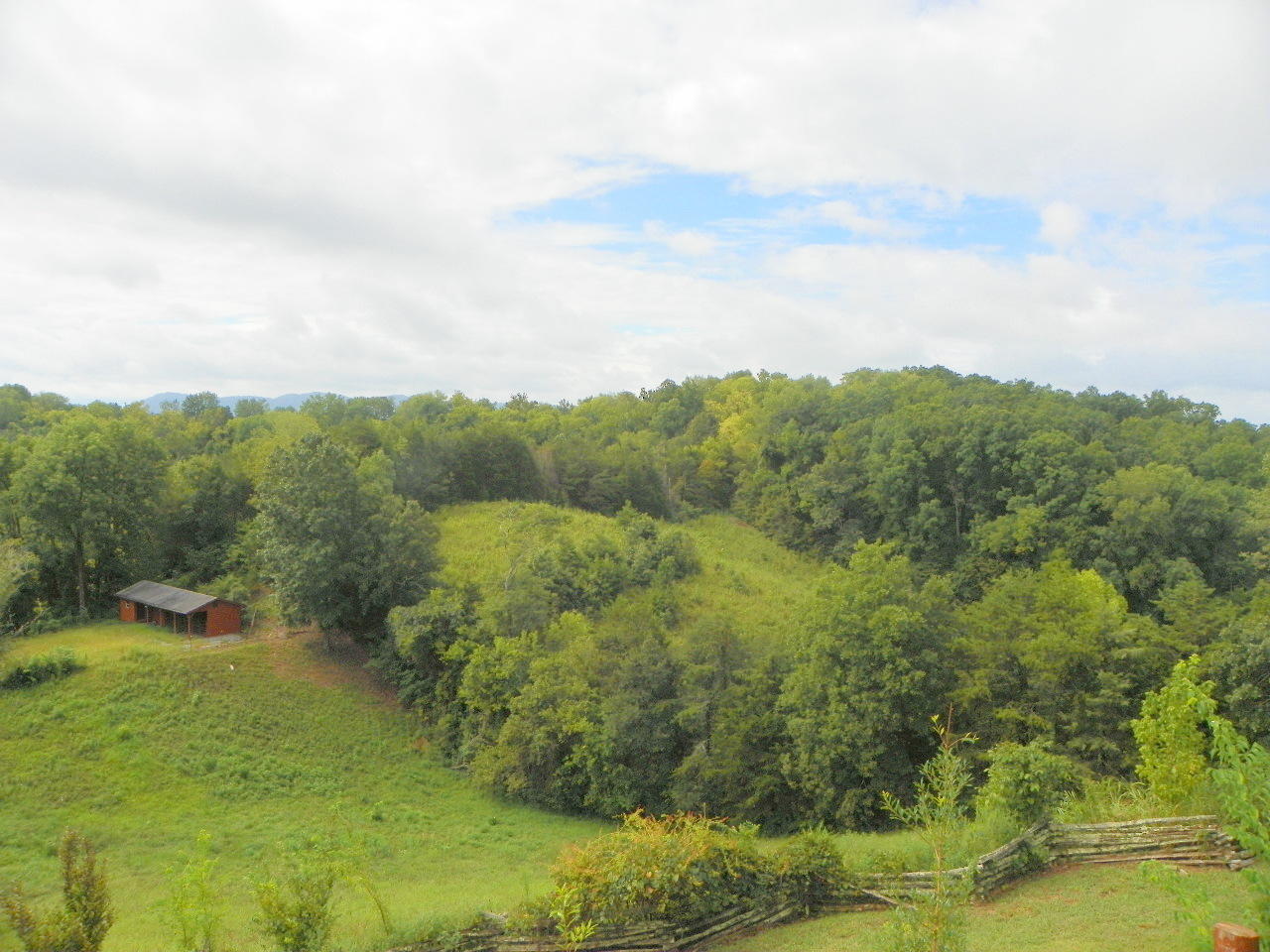 340 Lane Hollow Road Sevierville, TN 37876 - Photo 33 of 36 102_1785