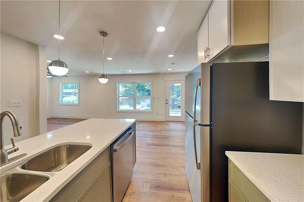 360 Simpson Terrace Northwest Atlanta, GA 30314 - Photo 5 of 20