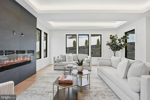 $2,889,000 | 1501 23rd Road South, Arlington, VA 22202