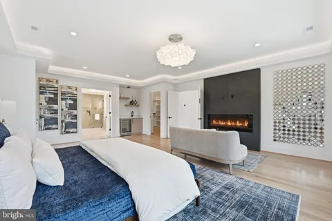 $2,889,000 | 1501 23rd Road South, Arlington, VA 22202