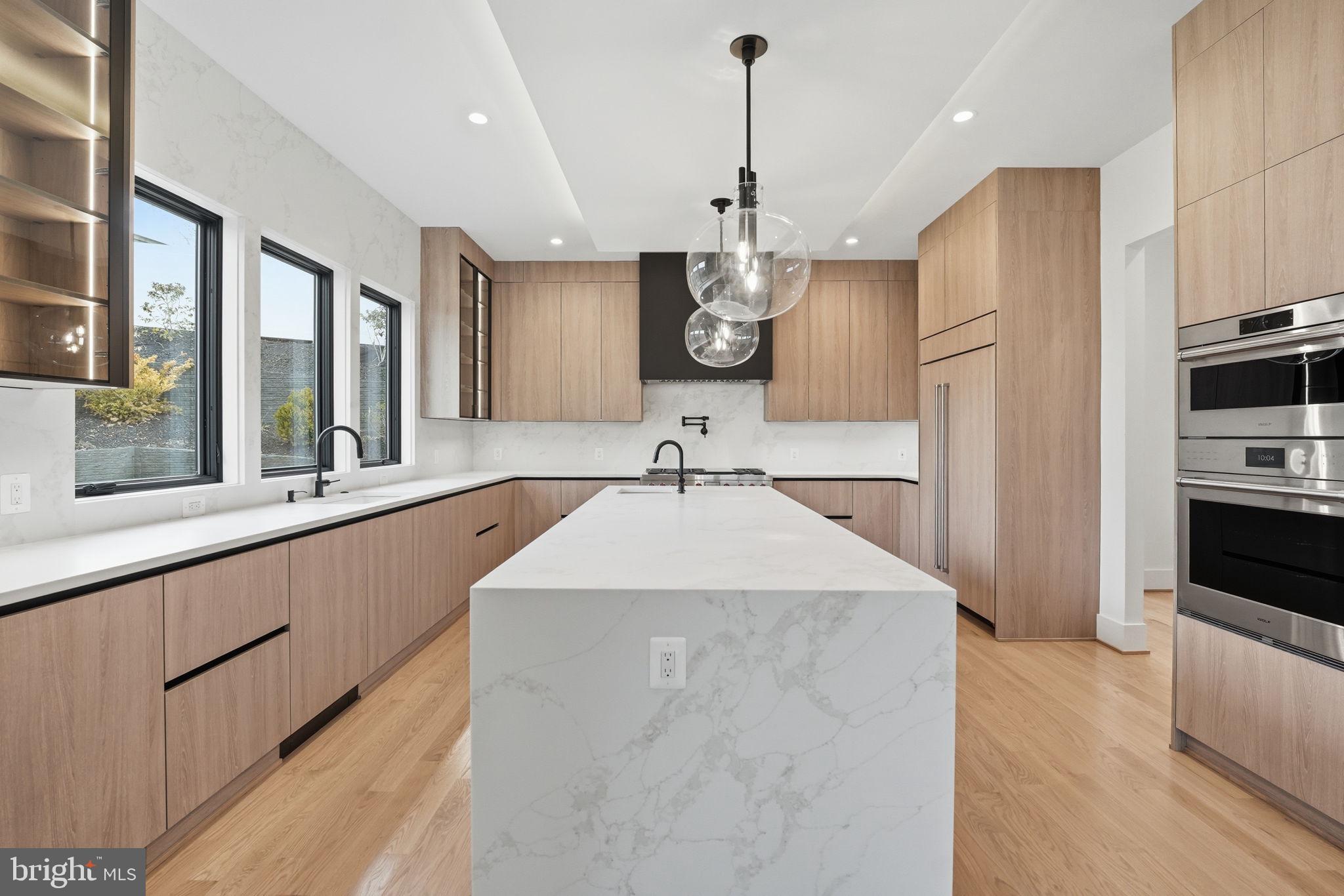 1501 23rd Road South Arlington, VA 22202 - Photo 5 of 15 Custom cabinetry and cabinet lighting