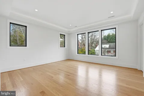 $2,889,000 | 1501 23rd Road South, Arlington, VA 22202