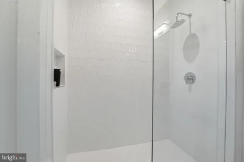 $2,889,000 | 1501 23rd Road South, Arlington, VA 22202