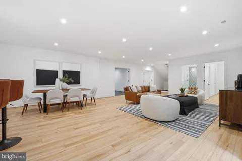 $2,889,000 | 1501 23rd Road South, Arlington, VA 22202