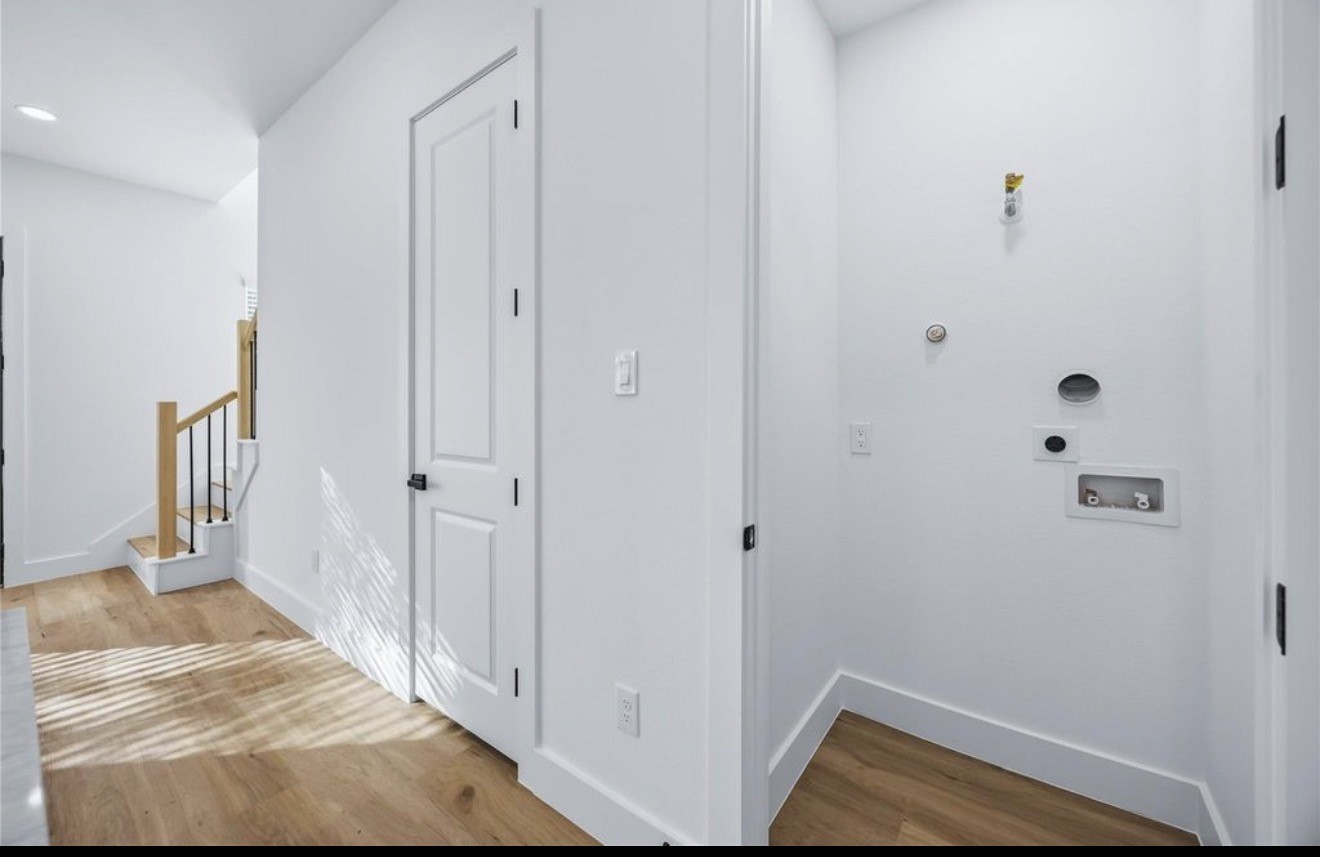 3923 Aledo Street, Unit B Houston, TX 77051 - Photo 12 of 12 a view of room