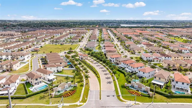 $2,900 | 3276 West 106th Terrace, Unit 3276, Hialeah, FL 33018