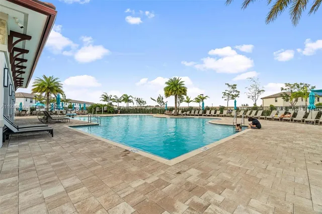 $2,900 | 3276 West 106th Terrace, Unit 3276, Hialeah, FL 33018