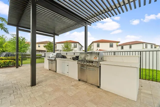 $2,900 | 3276 West 106th Terrace, Unit 3276, Hialeah, FL 33018