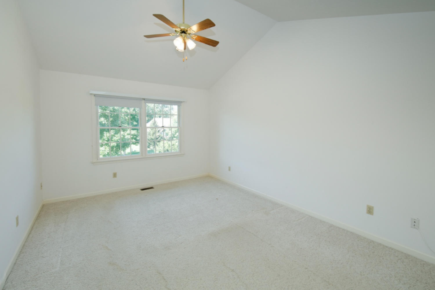 814 Stafford Road Kalamazoo, MI 49006 - Photo 19 of 30 814 Stafford Rd-119
